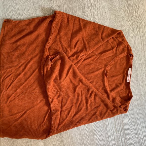 sweaters black orange - autumn color - Picture 3 of 5